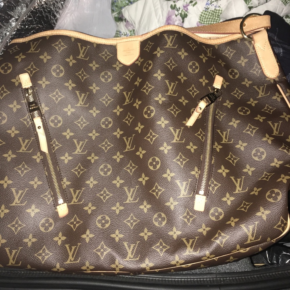 Louis Vuitton Monogram canvas delightful PM